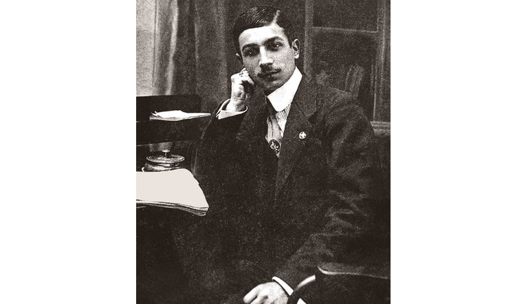 Sermet Muhtar Alus